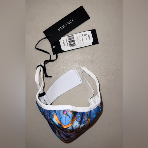 😷 NWT! VERSACE Tresor De La Mer Face Mask - Picture 7 of 9
